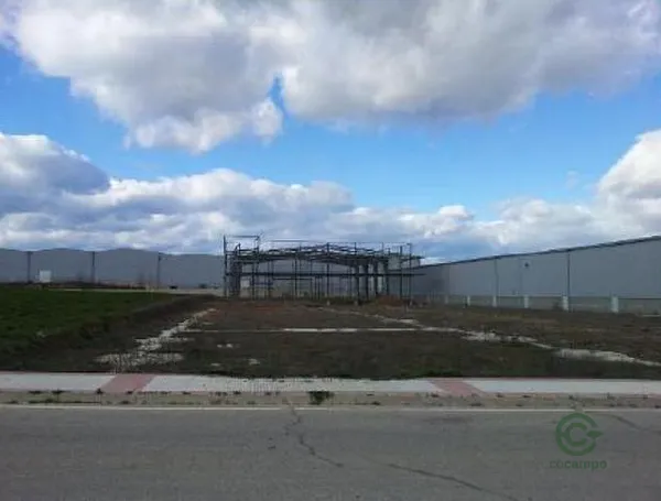 Terreno urbano de 0,1678 ha en venta en Fontanar, Guadalajara