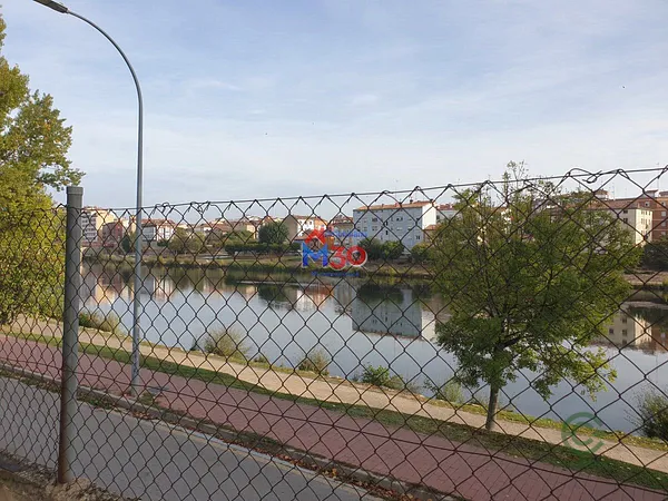 Terreno urbano de 0,12 ha en venta en Miranda de ebro, Burgos