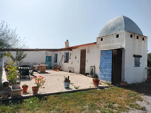 Finca rústica de 0,4 ha en venta en Valverde (alicante), Alicante
