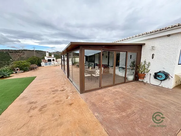 Finca rústica de 0,83 ha en venta en Almayate, Malaga