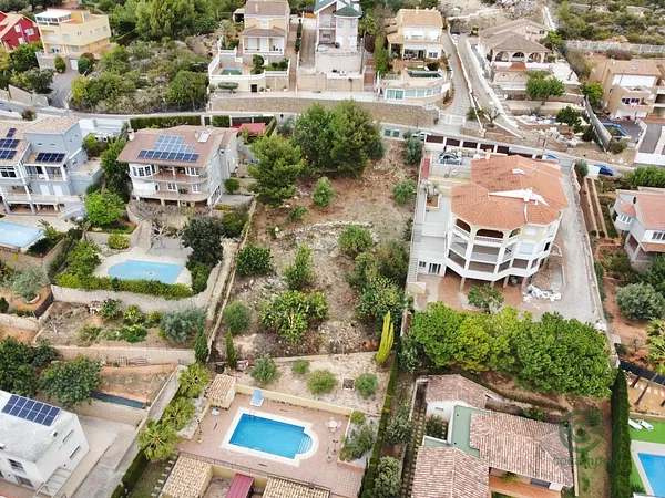 Terreno urbano de 0,1233 ha en venta en Borriol, Castellon