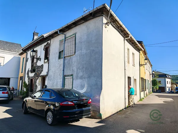 Casa de 0,01 ha en venta en León