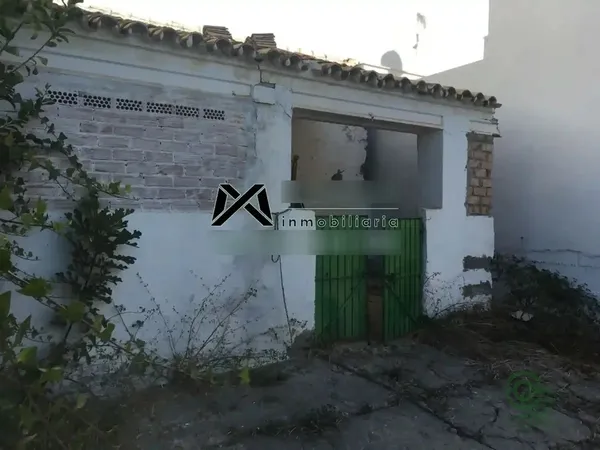 Terreno urbano de 0,0128 ha en venta en Olvera, Cadiz