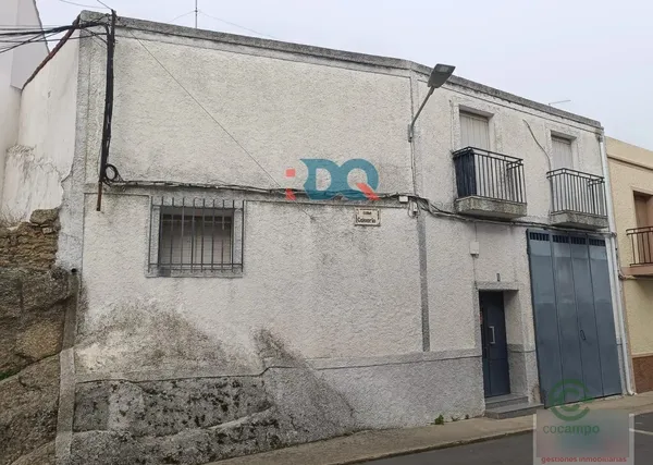 Casa de 0,0206 ha en venta en Alburquerque, Badajoz