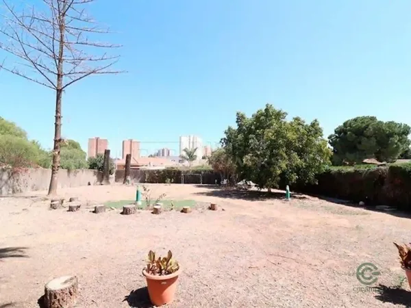 Terreno urbano de 0,07 ha en venta en Orihuela costa, Alicante