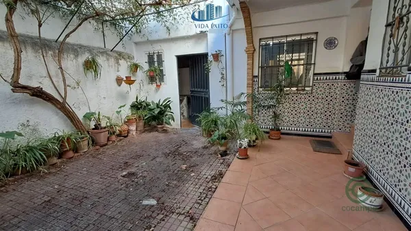 Casa de 0,0124 ha en venta en Jaén