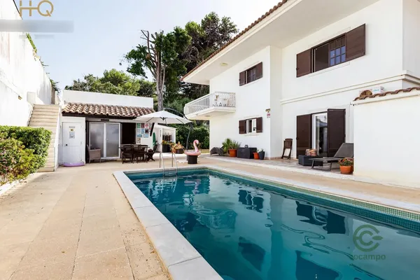 Casa de 0,085 ha en venta en Carcavelos e parede, Lisboa