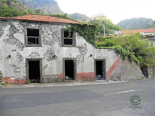Casa de 0,06 ha en venta en Serra de água, Ilha da madeira
