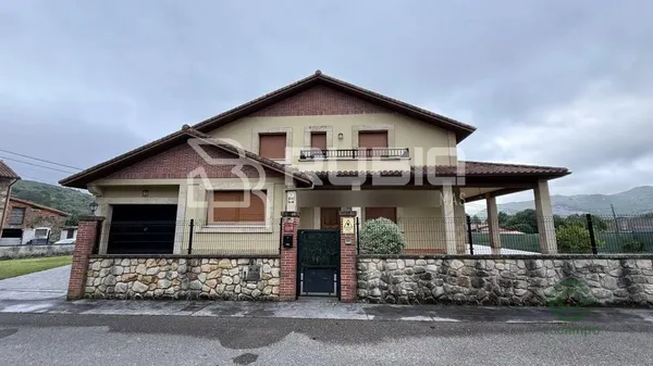 Casa de 0,02 ha en venta en Liendo, Cantabria