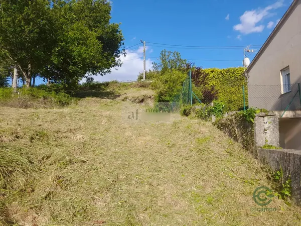 Terreno urbano de 0,12 ha en venta en Gondomar, Pontevedra