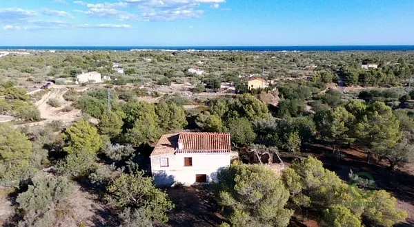 Finca agrícola de 1,6489 ha en venta en L'ametlla de mar, Tarragona