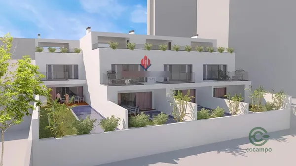 Casa de 0,0806 ha en venta en Portimão, Faro