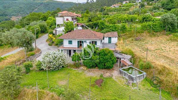 Finca rústica de 0,727 ha en venta en Amarante, Porto