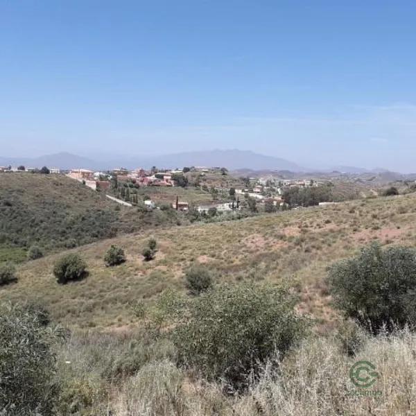 Terren urbà de 0,3104 ha per a venda a Màlaga