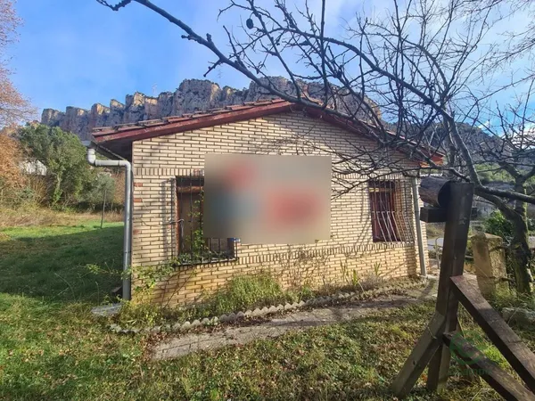 Finca rústica de 0,05 ha en venta en Lantaron, Alava