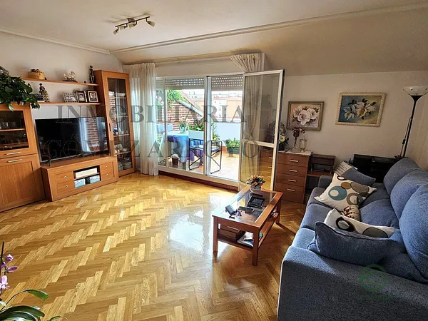 Casa de 0,0072 ha en venta en Palencia, Palencia