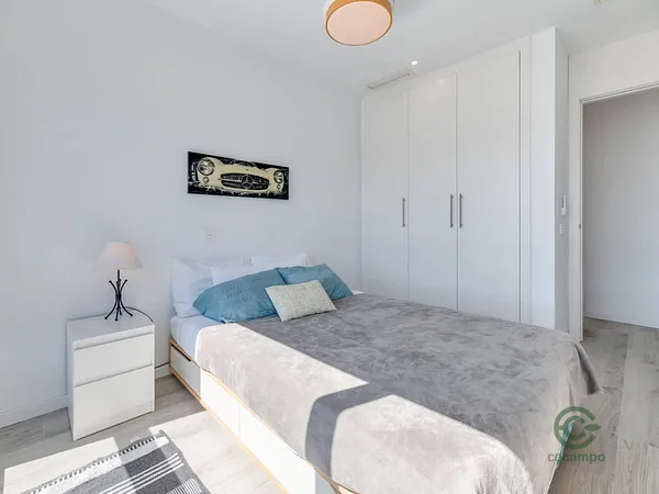 Casa de 0,0185 ha en venta en Estepona, Malaga