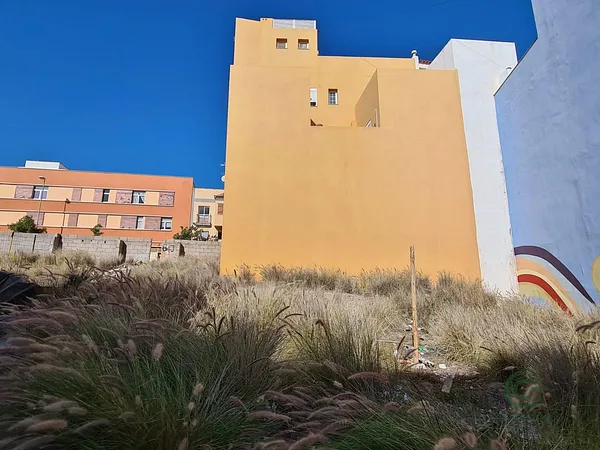Terreno urbano de 0,0112 ha en venta en Tenerife