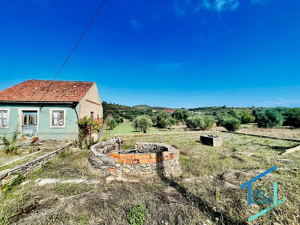Finca rústica de 1,056 ha en venta en Ferreira do zêzere, Santarém