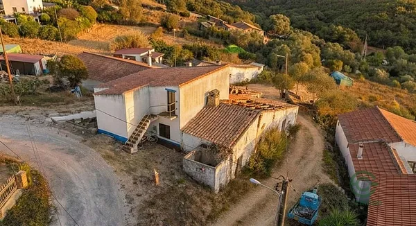 Casa de 0,0212 ha en venta en Aljezur, Faro