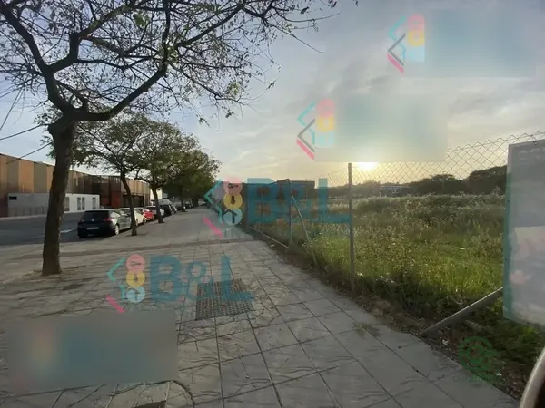 Terreno urbano de 0,3697 ha en venta en Huelva, Huelva