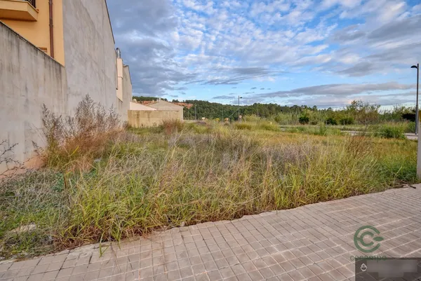 Terreno urbano de 0,0153 ha en venta en Anna, Valencia/valència