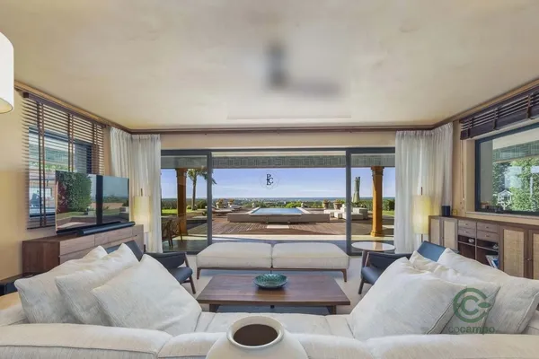 Casa de 0,9062 ha en venta en Boliqueime, Algarve