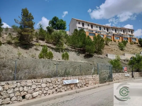 Terreno urbano de 0,1344 ha en venta en Orusco, Madrid