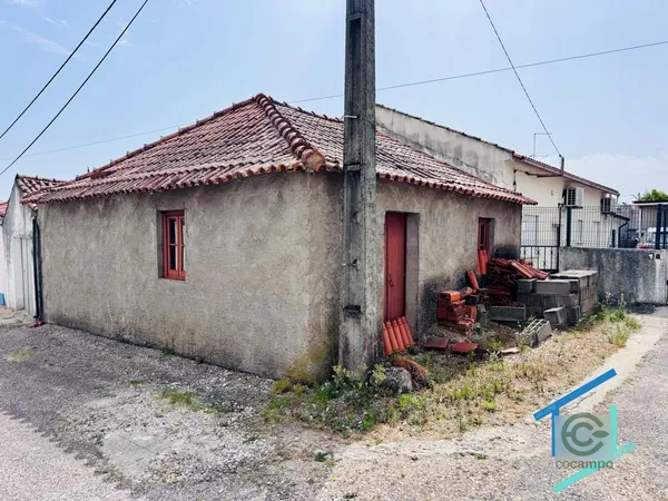 Casa de 0,0036 ha en venta en Tomar, Santarém