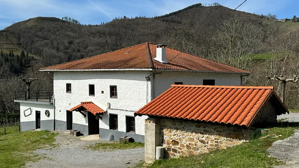 Finca rústica de 2 ha en venta en Mendaro, Guipuzcoa
