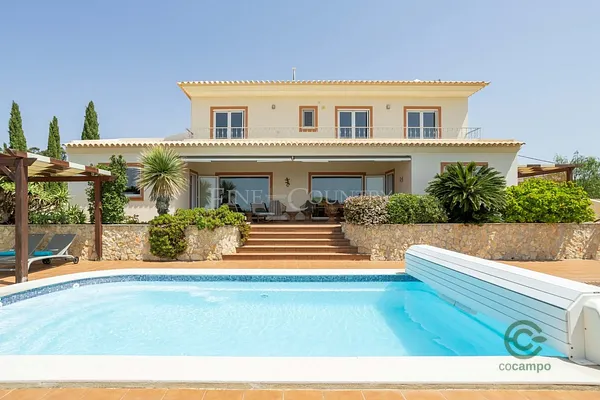 Casa de 1,9347 ha en venta en Conceição, Algarve