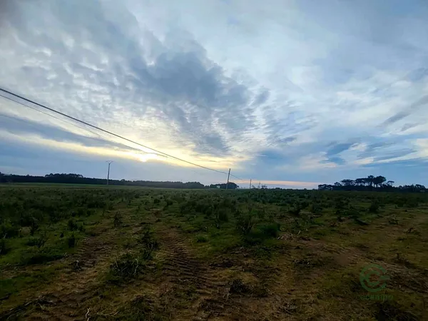 Terreno urbano de 0,64 ha en venta en Tapia de casariego, Asturias