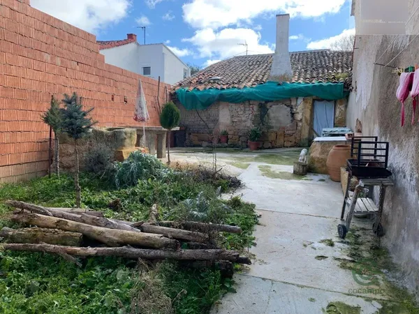 Casa de 0,04 ha en venta en Gema, Zamora