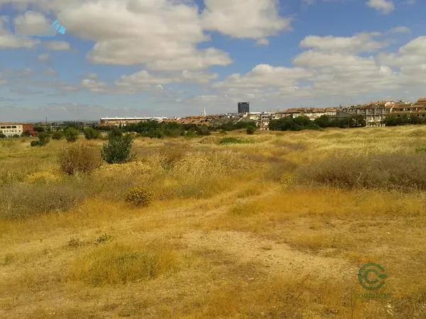 Terreno urbano de 1,0158 ha en venta en Badajoz, Badajoz