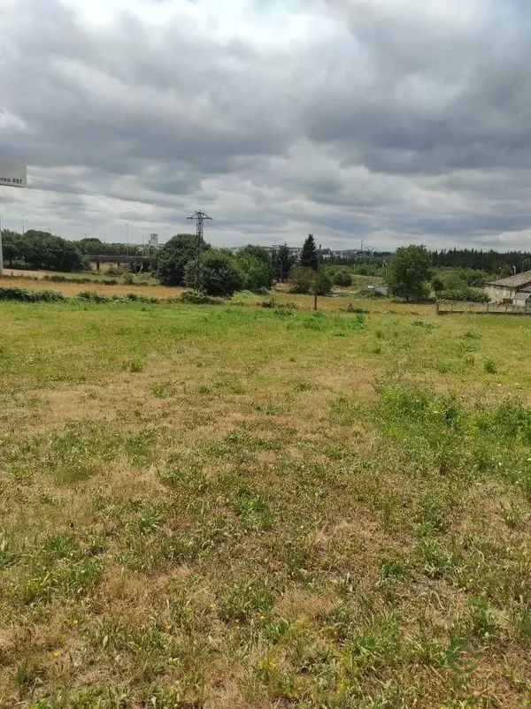 Terreno urbano de 0,22 ha en venta en Outeiro de rei, Lugo