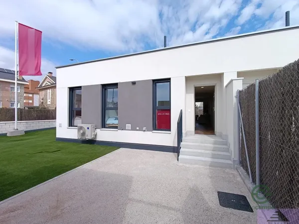 Casa de 0,0195 ha en venta en Illescas, Toledo