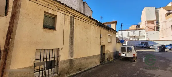 Casa de 0,012 ha en venta en Zamora, Zamora