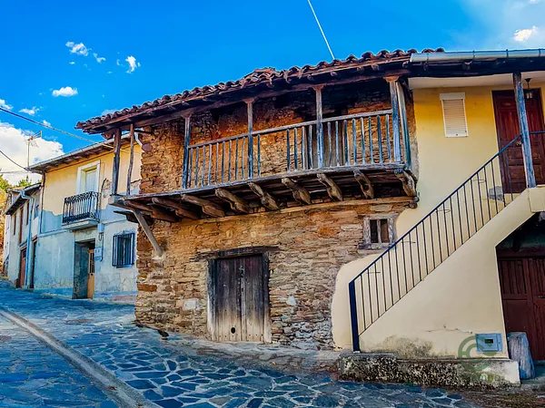 Casa de 0,01 ha en venta en León