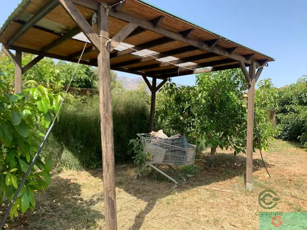 Finca agrícola de 0,13 ha en venta en Vélez de benaudalla, Granada