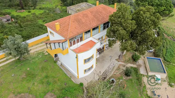 Finca rústica de 0,915 ha en venta en Azambuja, Lisboa