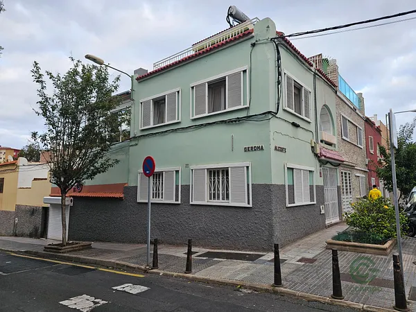 Casa de 0,0195 ha en venta en Las palmas de gran canaria, Las palmas
