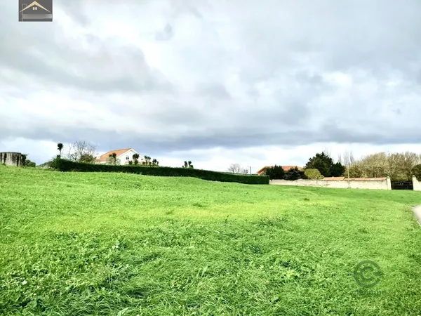 Terreno urbano de 0,4743 ha en venta en Ajo, Cantabria