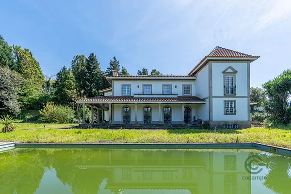 Finca rústica de 0,6 ha en venta en Penafiel, Porto