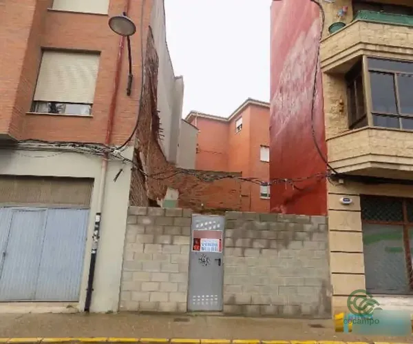 Terreno urbano de 0,0092 ha en venta en Astorga, Leon