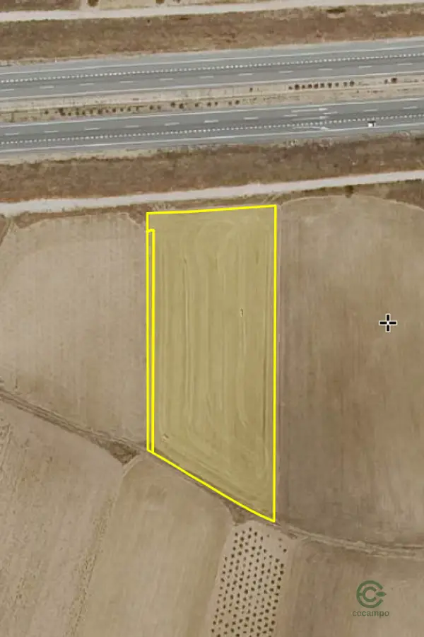 Finca agrícola de 0,6 ha en venta en Toledo