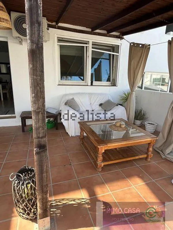 Casa de 0,02 ha en venta en Estepona, Málaga