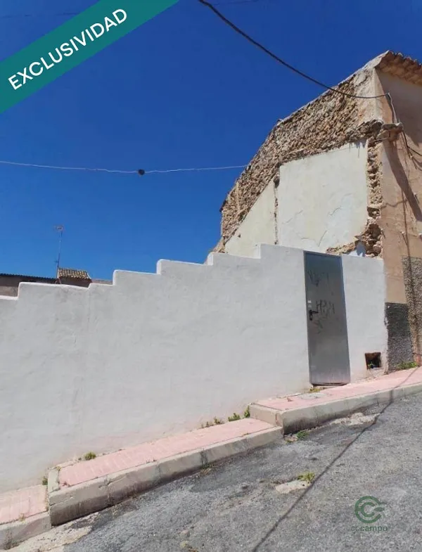 Terreno urbano de 0,011 ha en venta en Monovar, Alicante