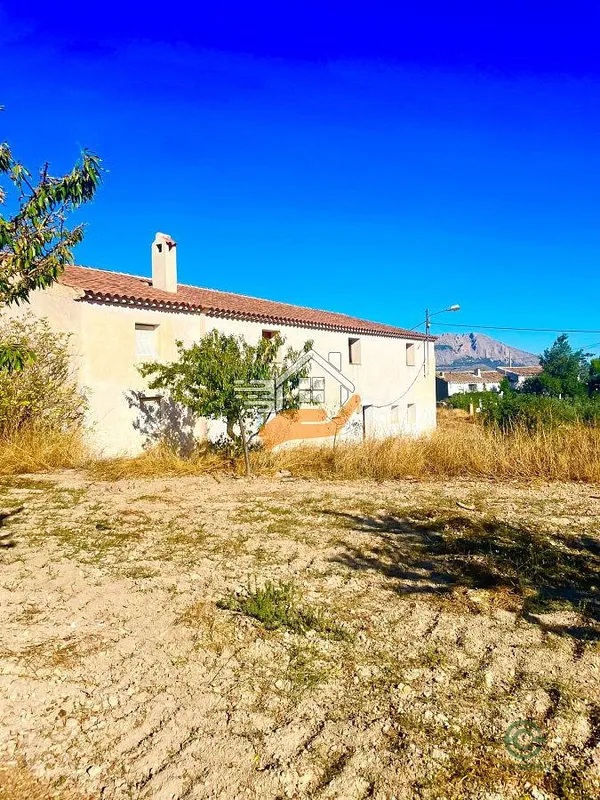 Finca rústica de 0,2 ha en venta en Velez-rubio, Almeria