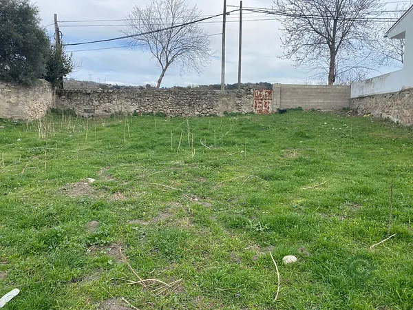 Terreno urbano de 0,04 ha en venta en Trujillo, Caceres
