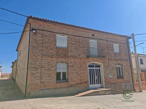 Casa de 0,0377 ha en venta en Arquillinos, Zamora